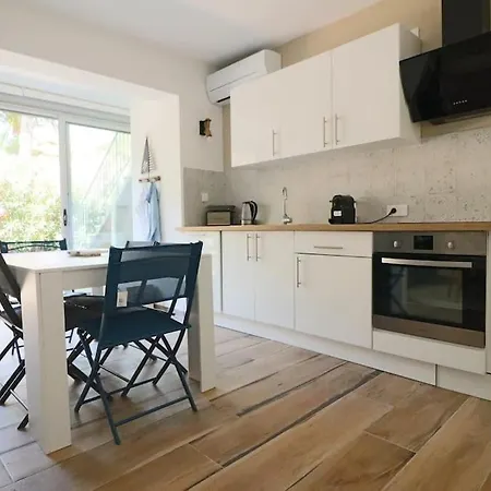 Apartment T2 Jardin, 100m De La